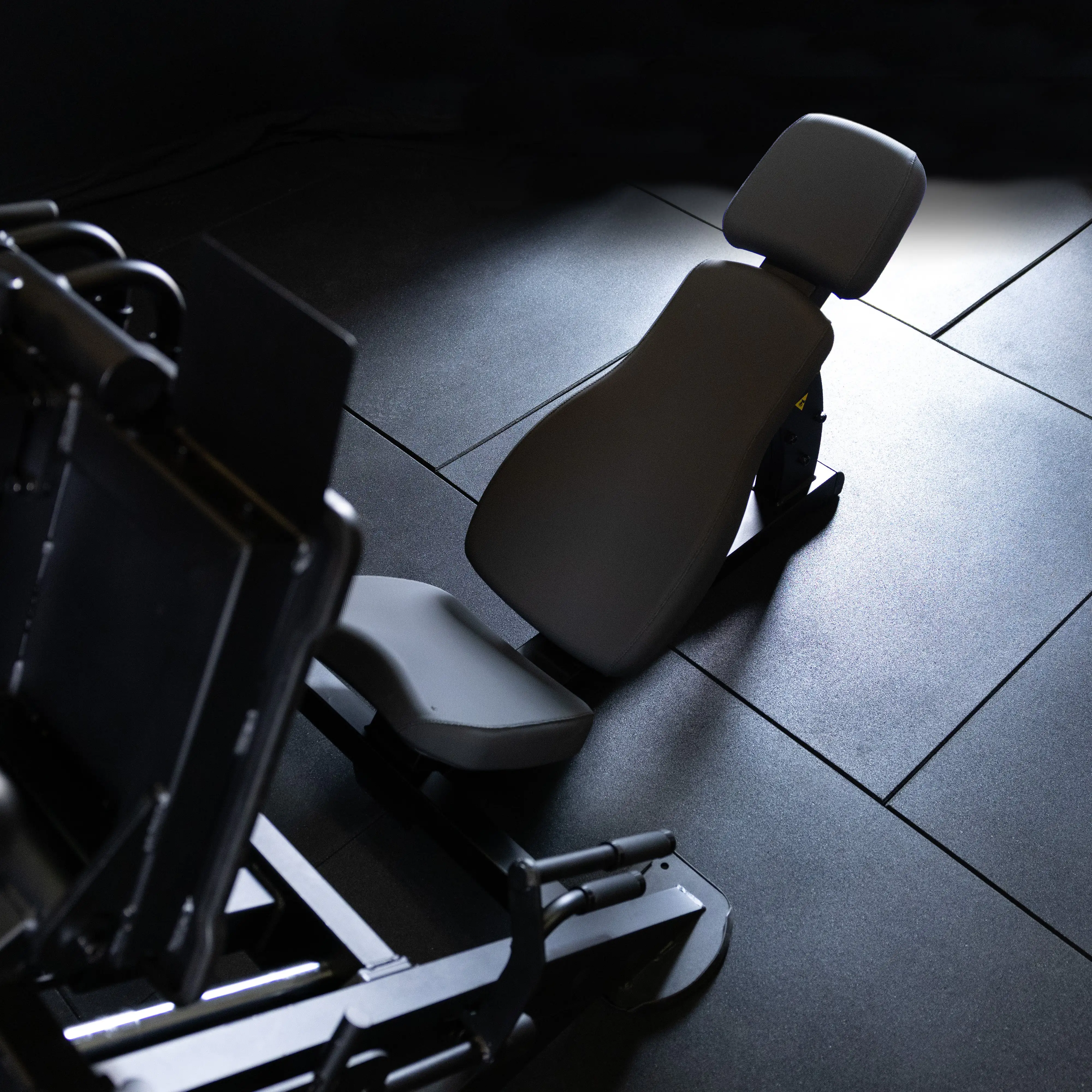 Plate Loaded ISO Leg Press - Image 9