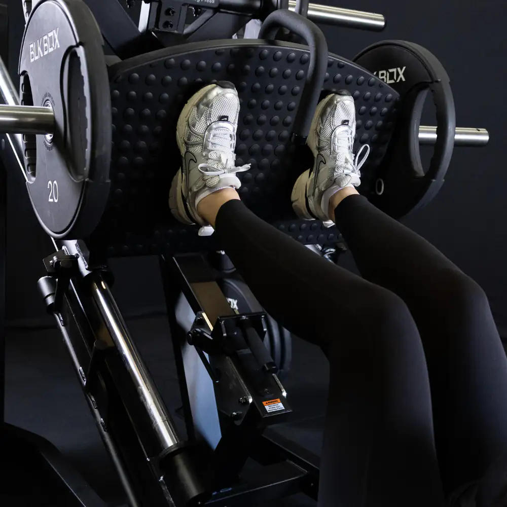 Plate Loaded Leg Press - Image 4