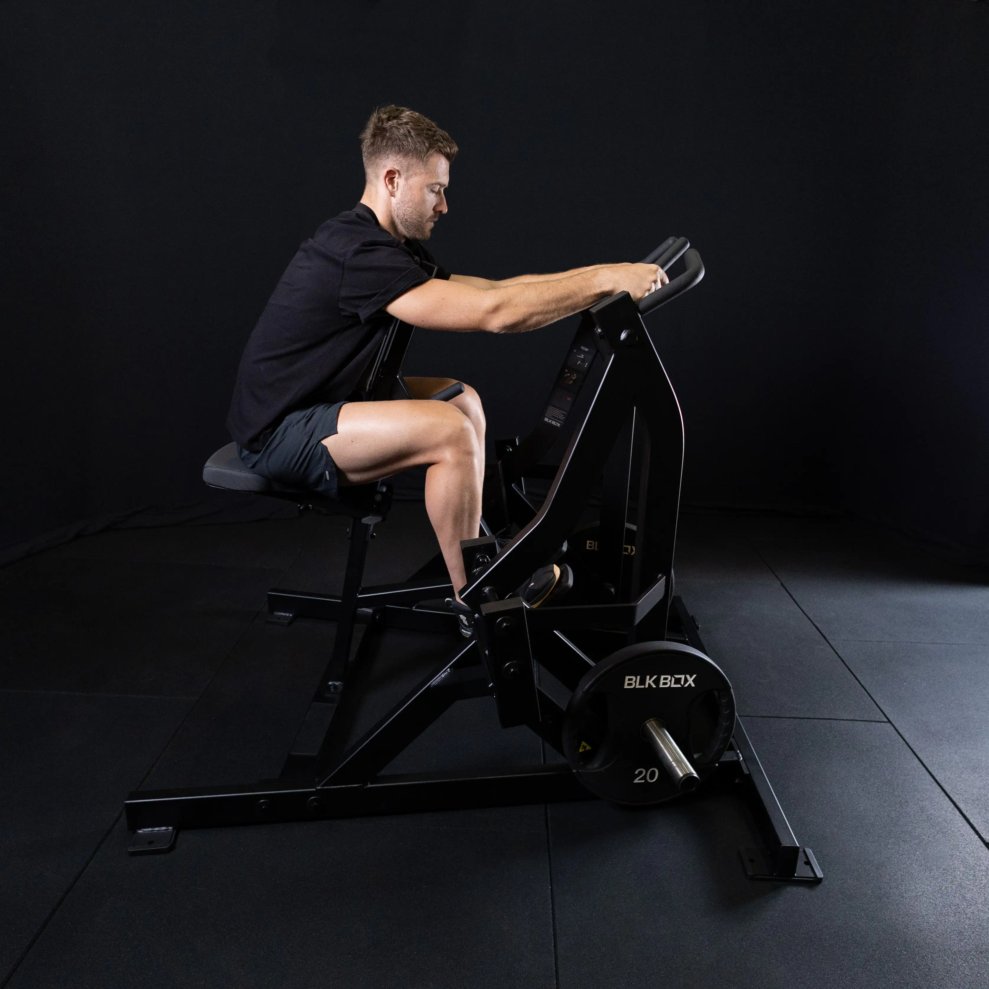 Plate Loaded Row - Image 2