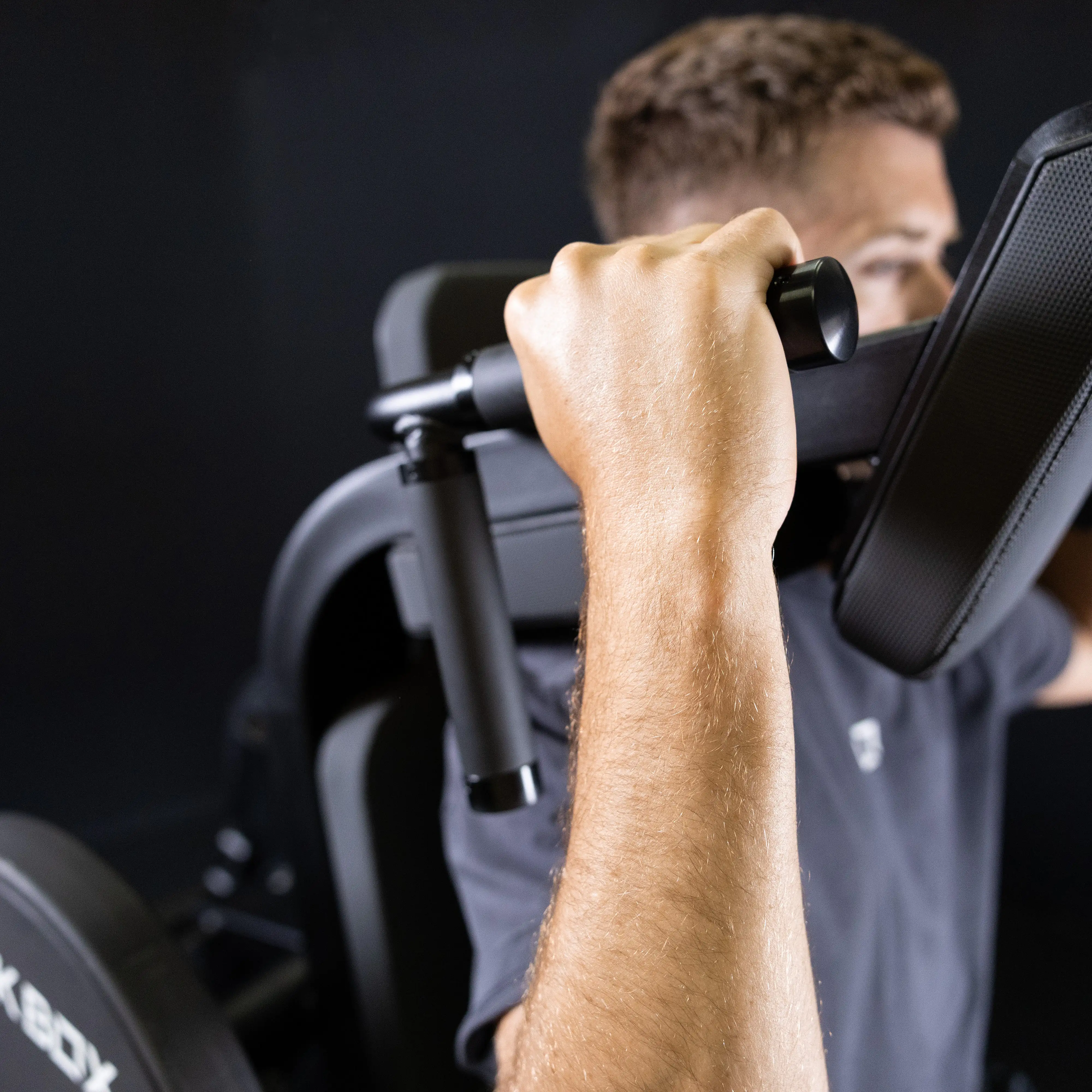 Plate Loaded V Squat - Image 11