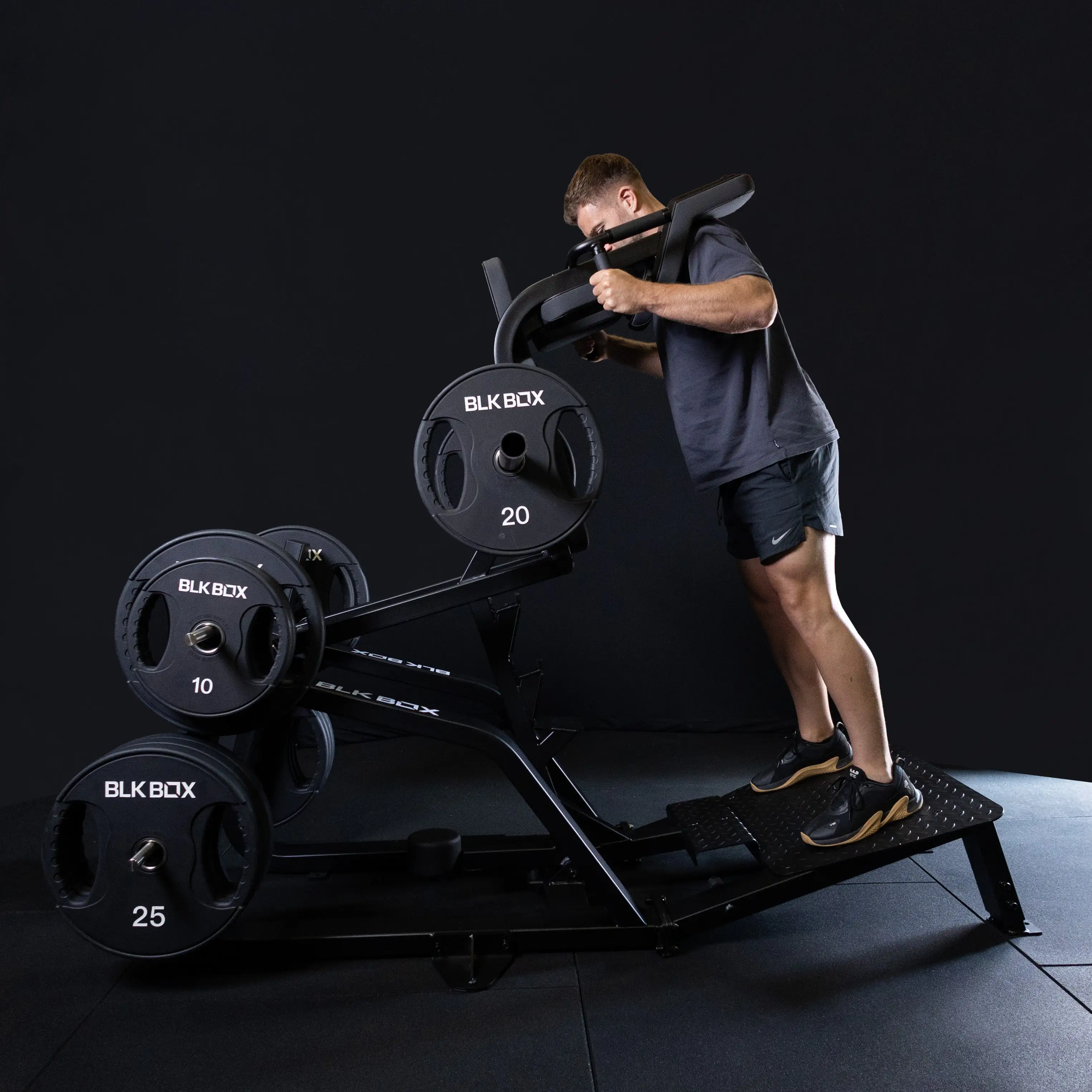 Plate Loaded V Squat - Image 2