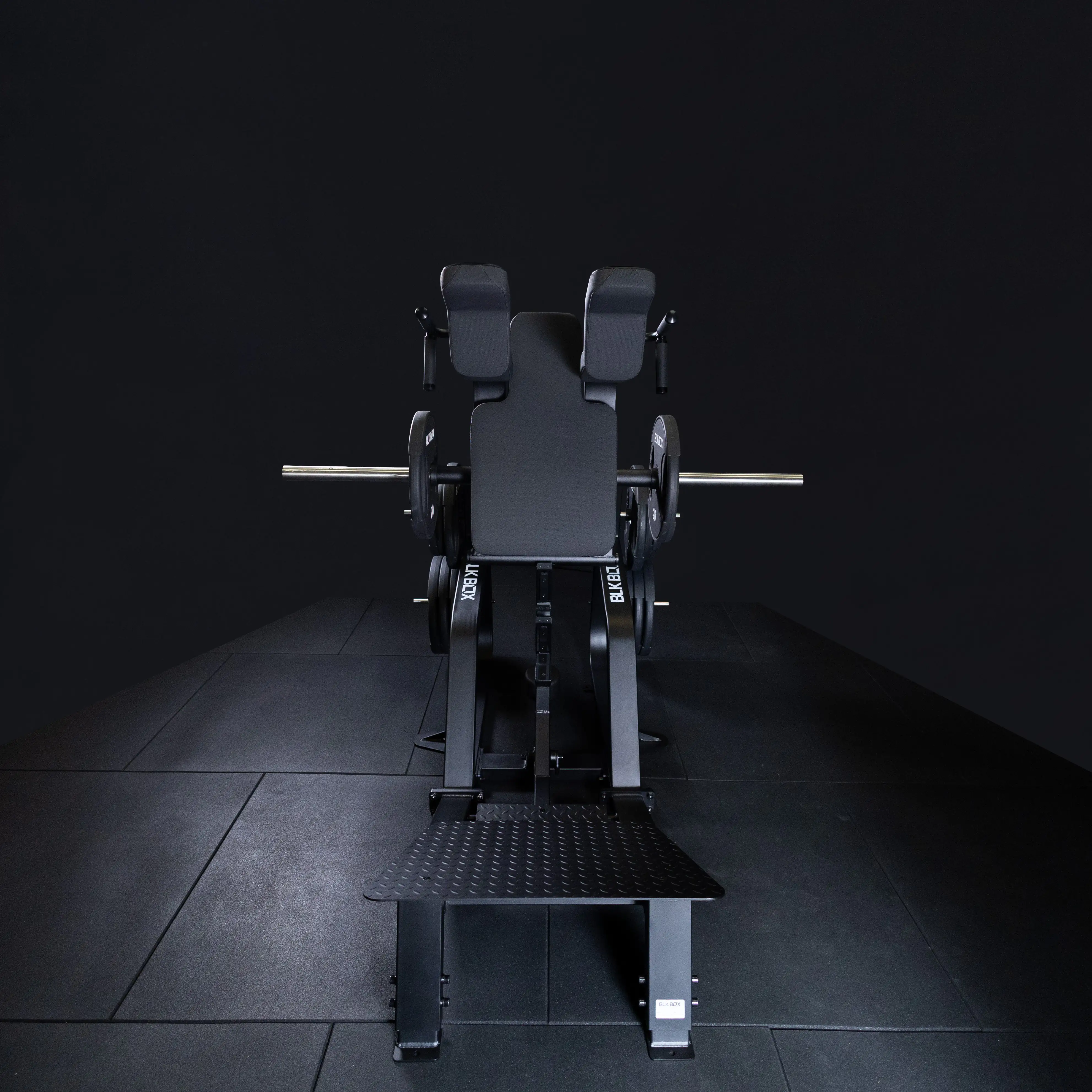 Plate Loaded V Squat - Image 7